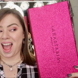 Anastasia Beverly Hills – Holiday Liquid Lipstick Set